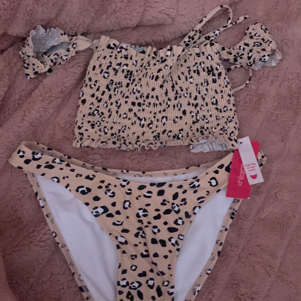 Xhilaration animal print bikini top size S and bottom size M NWT and liner